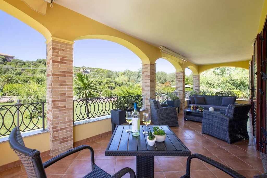 Alghero Villa Mistral Per 7 Persone Terrazza Bbq Ac Wifi Buitenkant foto