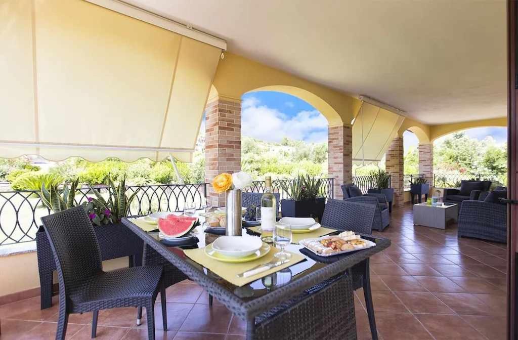 Alghero Villa Mistral Per 7 Persone Terrazza Bbq Ac Wifi Buitenkant foto