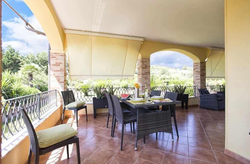 Alghero Villa Mistral Per 7 Persone Terrazza Bbq Ac Wifi Buitenkant foto