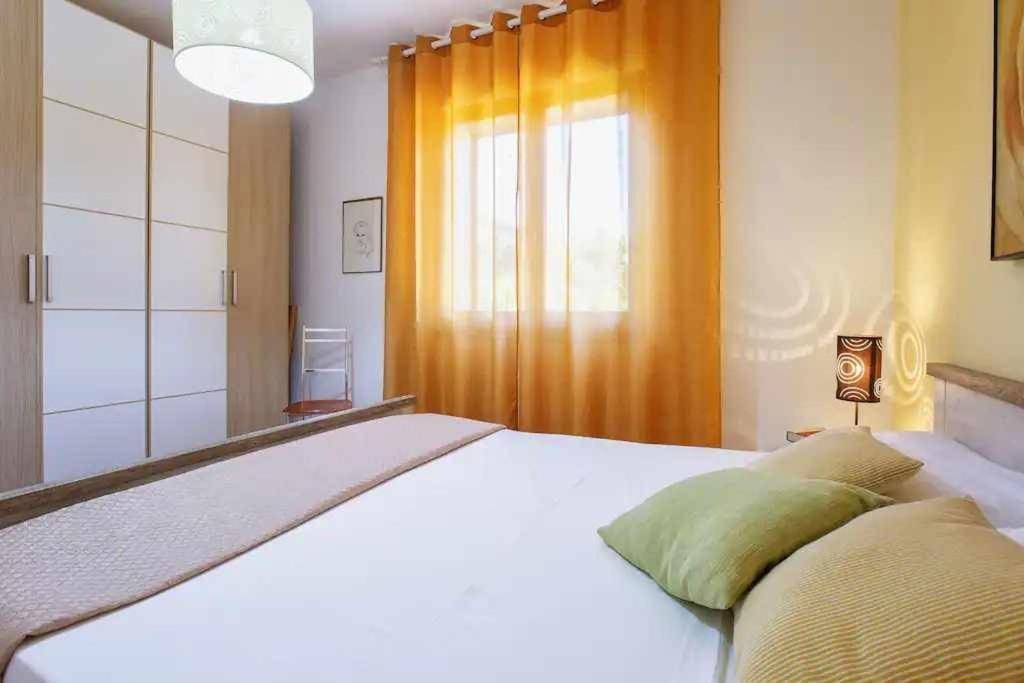 Alghero Villa Mistral Per 7 Persone Terrazza Bbq Ac Wifi Buitenkant foto